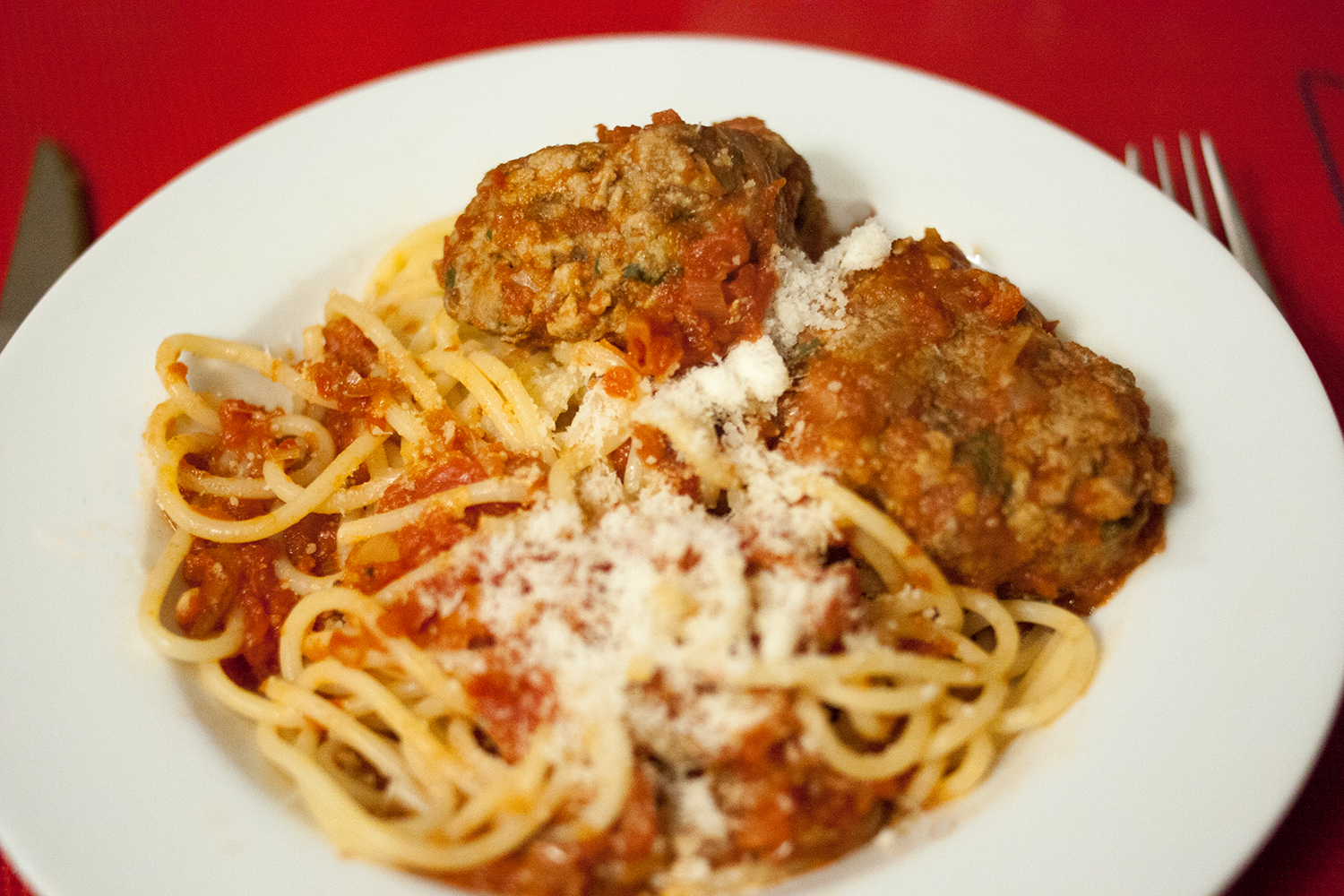 Boulettes de viande à la sauce tomate recette à manger avec des pâtes